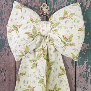 Christobel floral bow with structured padded form