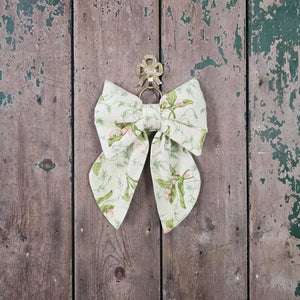 Padded bow in vintage lemon and blush floral design