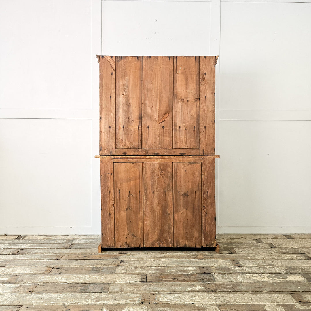 Farmhouse style pine dresser with drawers
