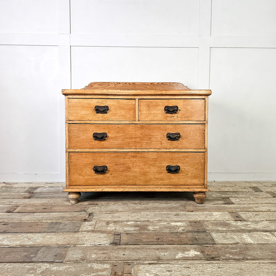 antique pine chest of drawers
