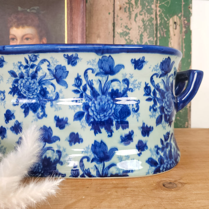 Floral transferware footbath with curved shape