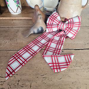 Elegant handmade bow with brass hanging option.
