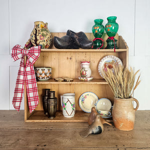 Holiday decoration bow with plush body and velvet ribbon.
