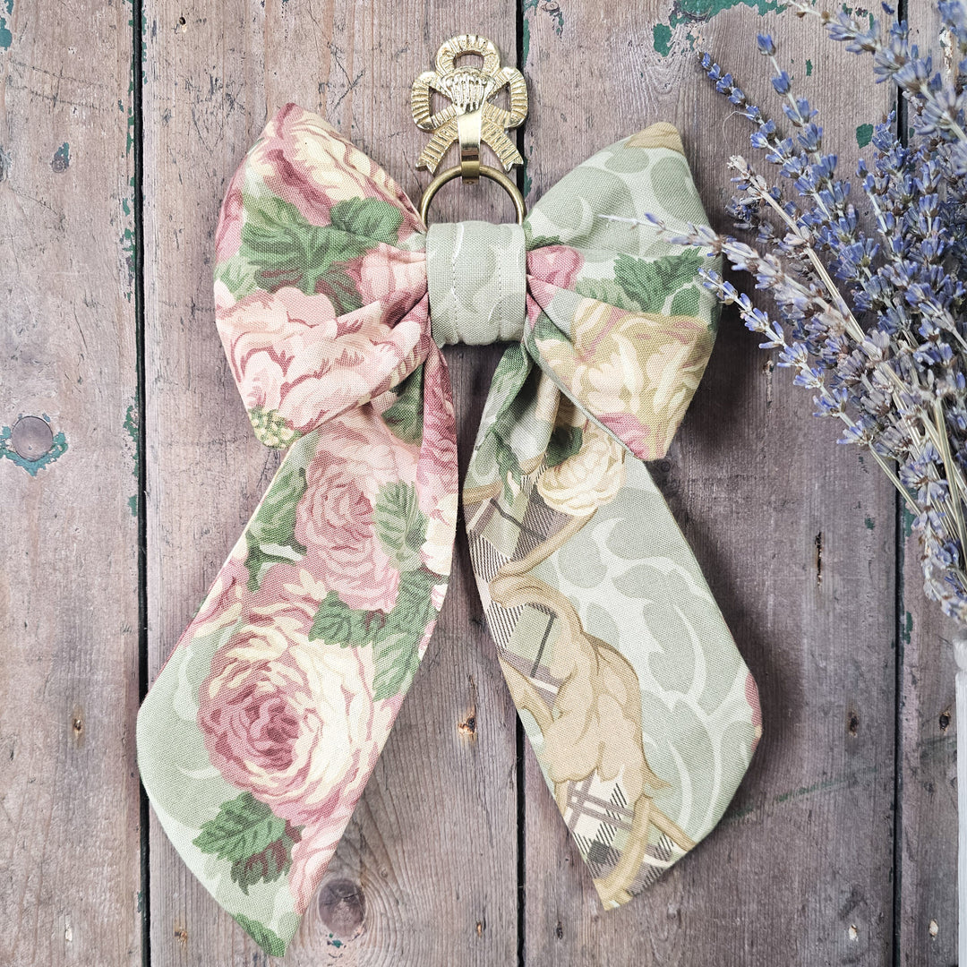 Thick fabric bow with velvet ribbon tie
