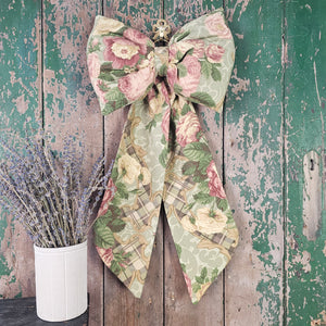 Large handmade bow in traditional fabric
