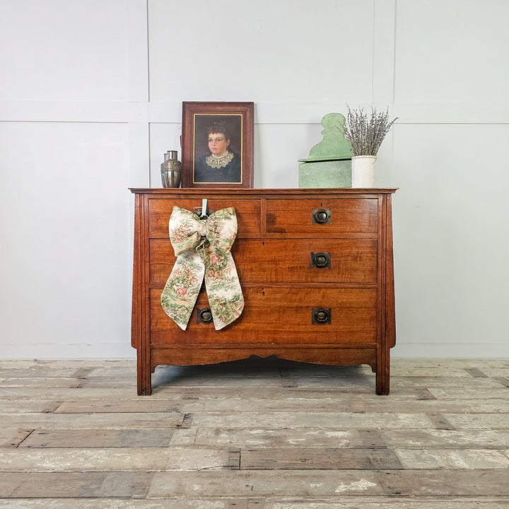 Solid oak bedroom drawers with ringlet handles
