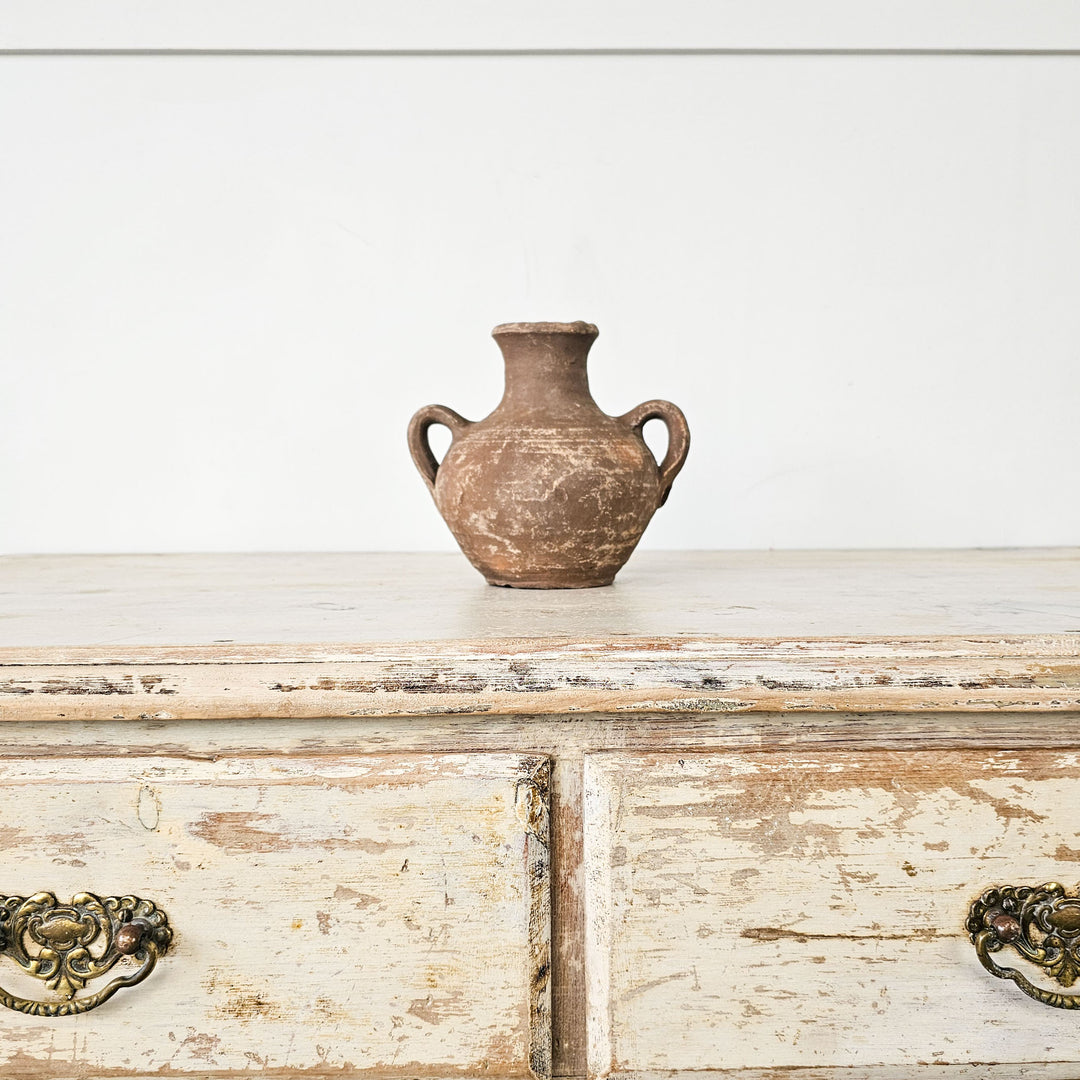 Amphora-style Turkish pottery with rustic appeal, perfect for farmhouse kitchen decor.