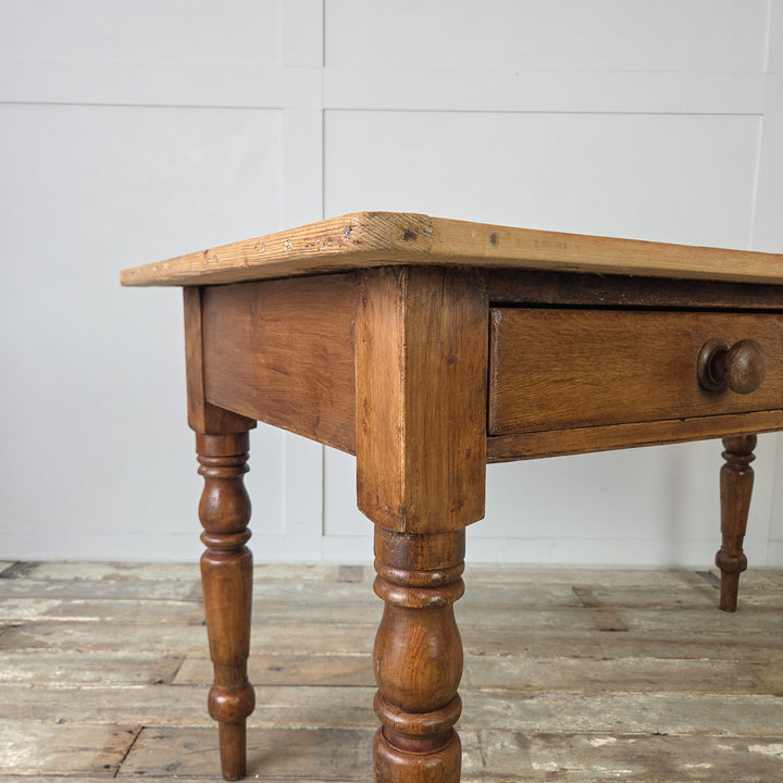 Victorian pine table, antique kitchen prep piece with storage drawers and characterful legs, original 19th century English farmhouse furniture.

