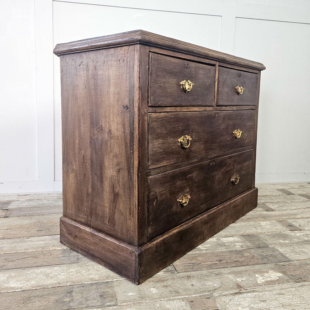 Historical pine drawer unit with simple base design.
