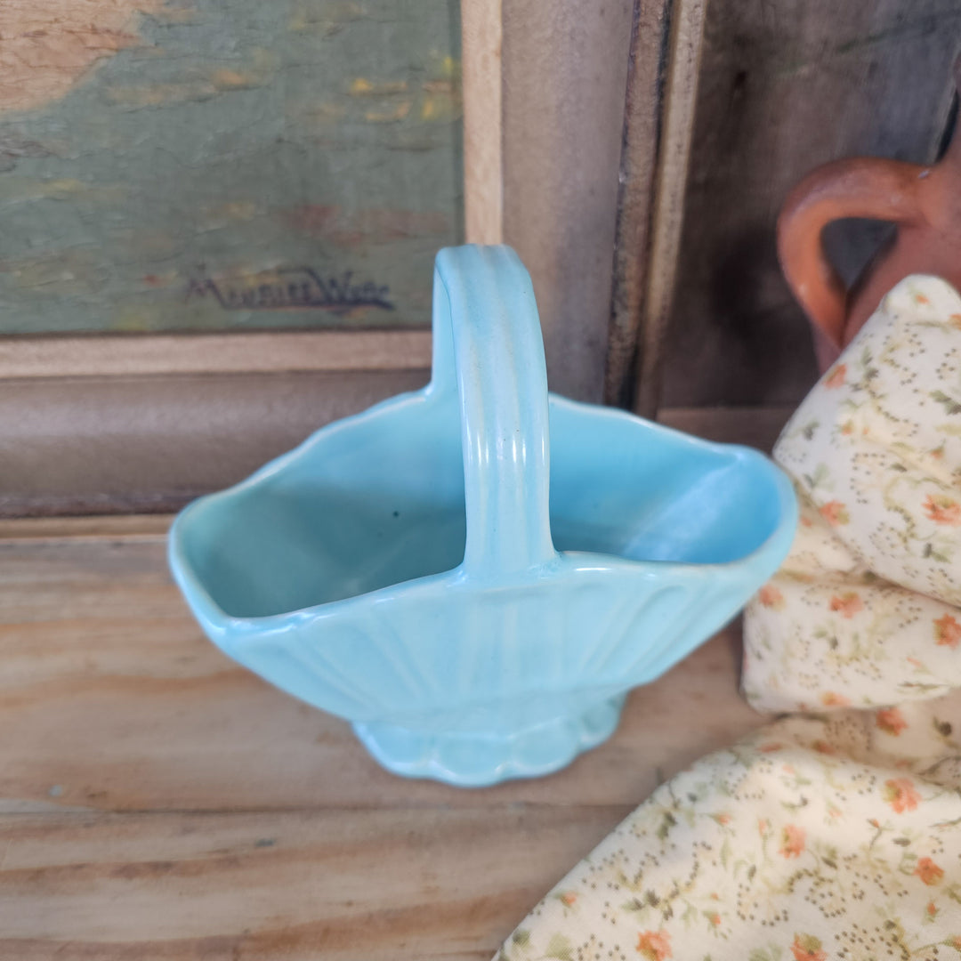 Pastel blue Gowancroft basket vase with glazed finish